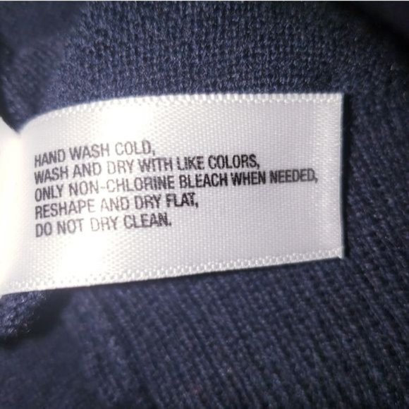 GAP Navy V-Neck Button Front Silk Blend Pullover Sweater - Picture 7 of 7